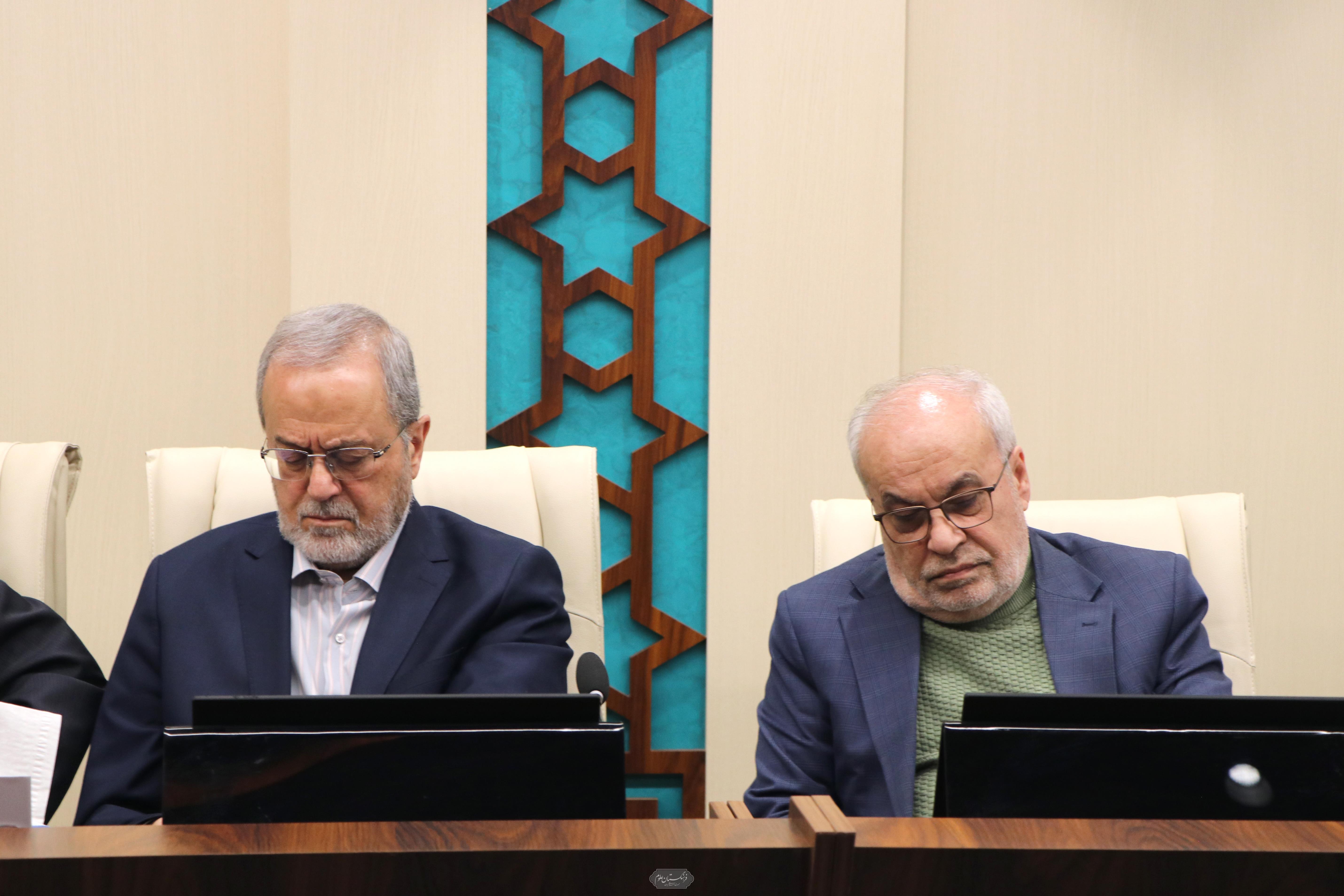 شورای علمی 19